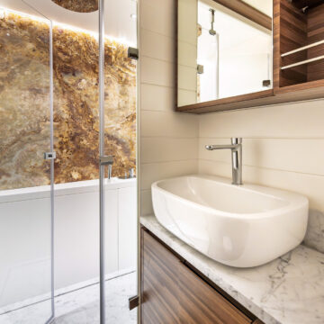 49 ATRAVERSIA – VisionF E-Cat 80 Catamaran Charter cabin 1 bathroom